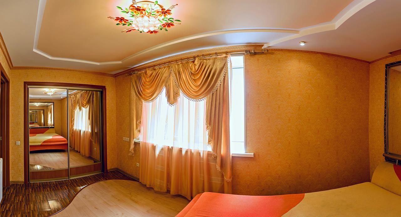 Апартаменты John Howard Pub Central Apartment 2 room Херсон-12